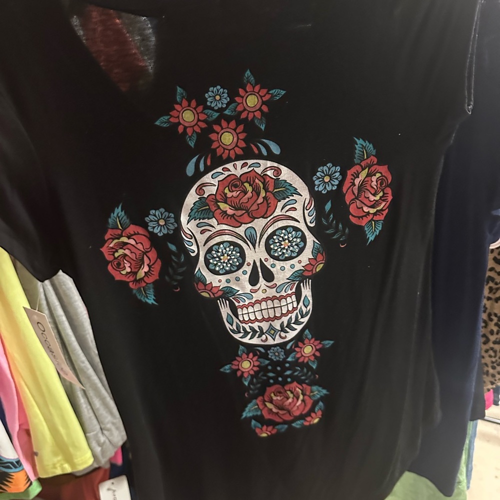 Occasion Black and Blue T-Shirt Crew Neck - Picture 4 of 5